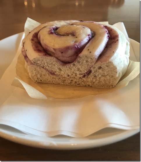 blueberry roll (4)
