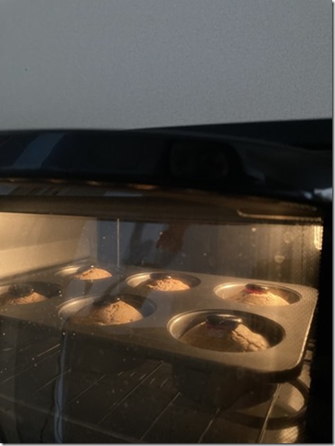 hojicha caramel mochi muffins (1)