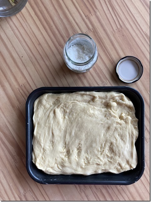 super-low-fat-yeast-cake-9_thumb